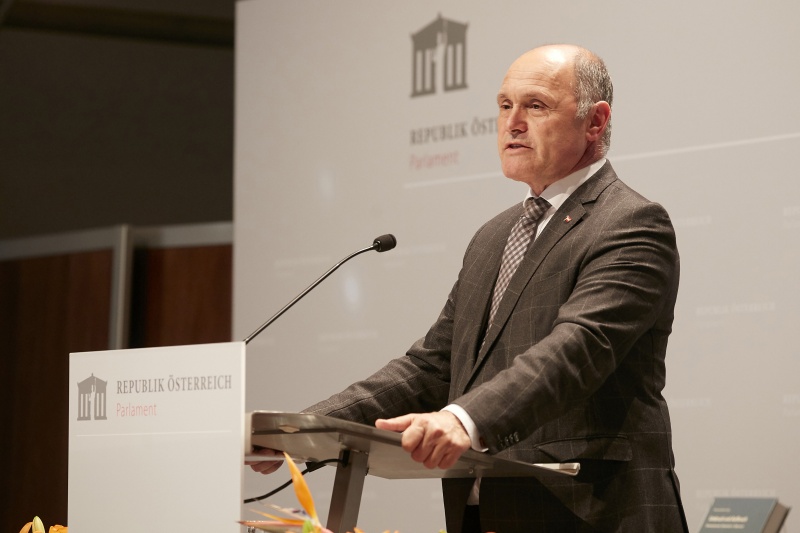 Begrüßung durch Nationalratspräsident Wolfgang Sobotka (V)