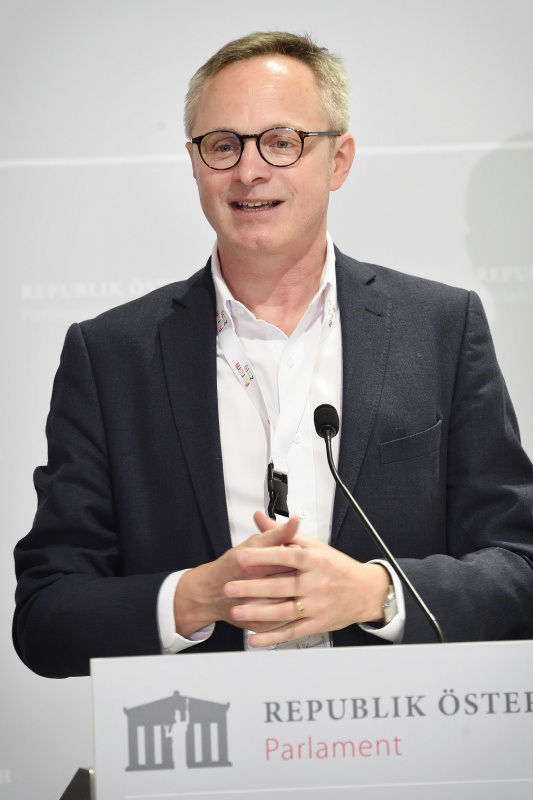 Introduction and Presentation of the Agenda by the Head of Information & PR of the Austrian Parliament Thomas Holzinger