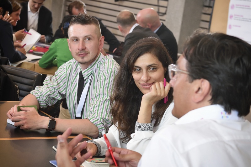 Breakout Sessions “market stall”
