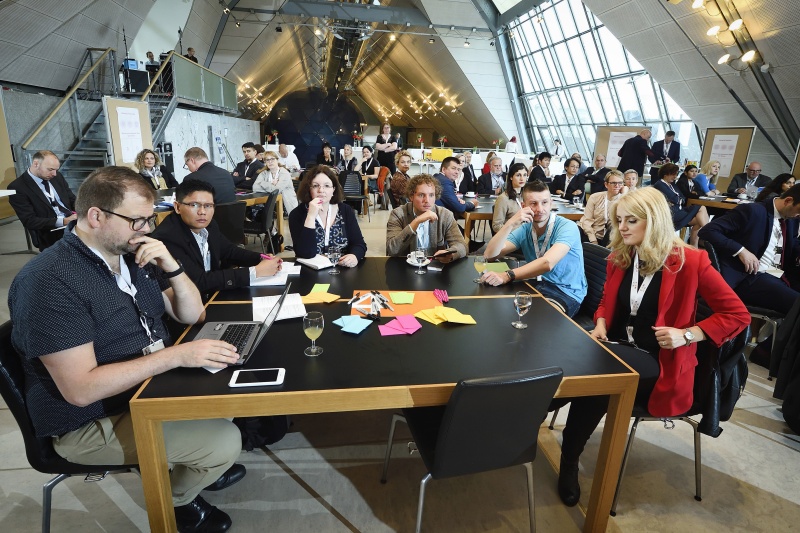 World Café: “Current Challenges for Parliament Visitor Centers”