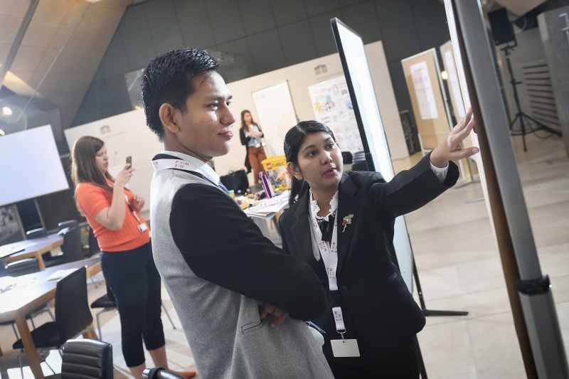 World Café: “Current Challenges for Parliament Visitor Centers”