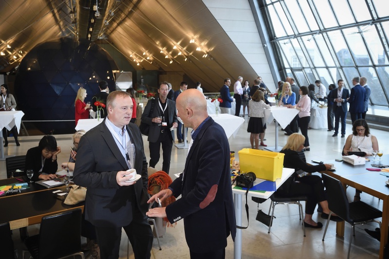 World Café: “Current Challenges for Parliament Visitor Centers”