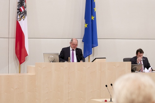 Eröffnung der Sitzung durch Nationalratspräsident Wolfgang Sobotka (V)
