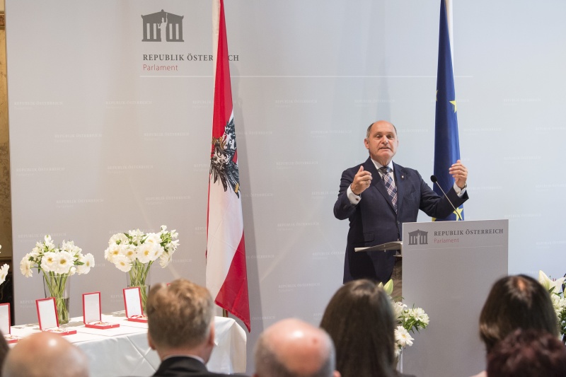 Am Rednerpult: Nationalratspräsident Wolfgang Sobotka (V)