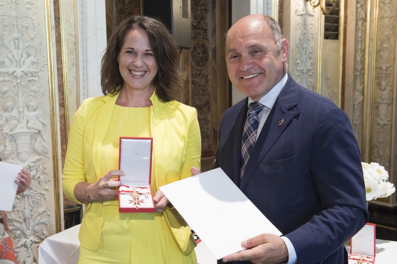 Von rechts: Nationalratspräsident Wolfgang Sobotka (V), Nationalratsabgeordnete a.D. Christiane Brunner (G)