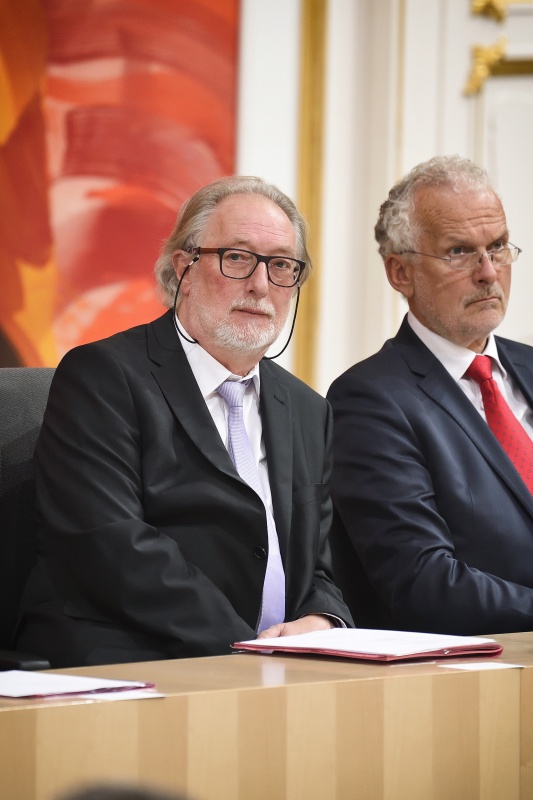 Von links: Sozial- und Gesundheitsminister Walter Pöltner, Justizminister Josef Moser auf der Regierungsbank