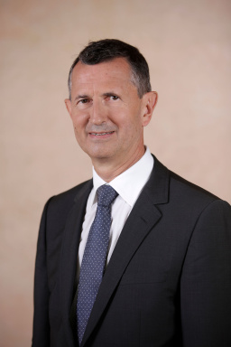 Portraitfoto von Mag. Thomas Starlinger