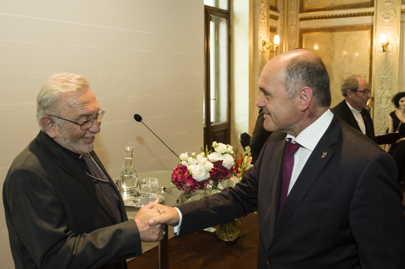 Nationalratspräsident Wolfgang Sobotka (V) begrüßt Relegionsvertreter