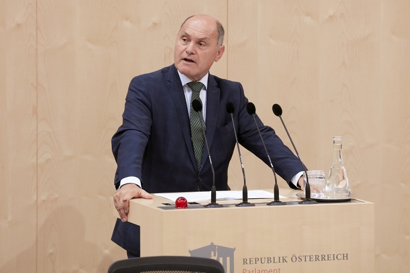 Am Rednerpult: Nationalratspräsident Wolfgang Sobotka (V)
