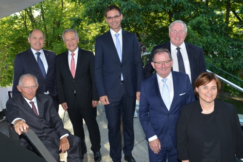 Von links: Wolfgang Schäuble, Nationalratspräsident Woflgang Sobotka (V), Albert Frick, Landeshauptmann Markus Wallner, Fernand Etgen, Karl-Heinz Lanbertz, Marina Carobbio Guscetti