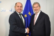 Von links: Nationalratspräsident Wolfgang Sobotka (V), Europäischer Kommissar für Erweiterungsverhandlungen und Nachbarschaftspolitik Johannes Hahn