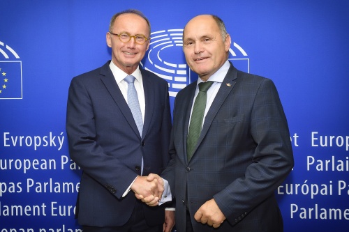 Von links: Vizepräsident des Europäischen Parlaments Othmar Karas, Nationalratspräsident Wolfgang Sobotka (V)