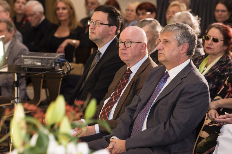 Von rechts: Vizekanzler a.D.Michael Spindelegger, Buchherausgeber Stefan Karner, Dieter Bacher