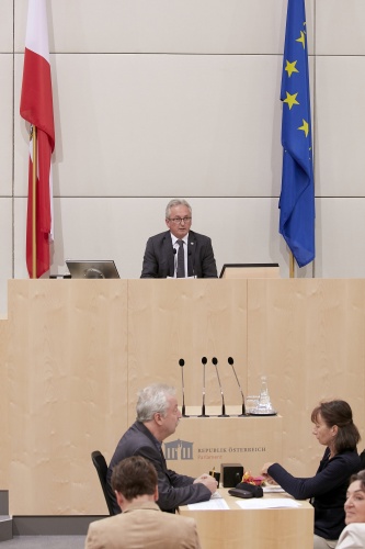 Schlussworte durch Bundesratspräsident Karl Bader (V)