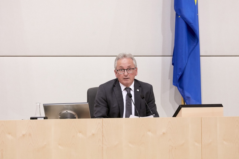 Schlussworte durch Bundesratspräsident Karl Bader (V)