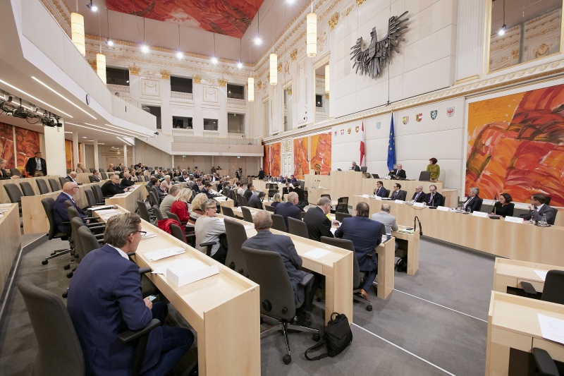 Begrüßung durch Bundesratspräsident Karl Bader (V)