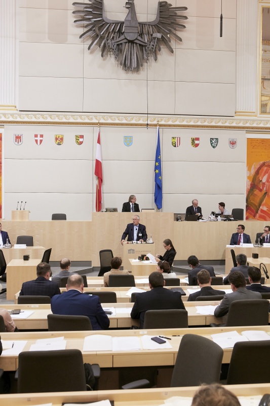 Gottfried Kneifel Institut Wirtschaftsstandort OÖ