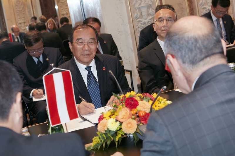 Aussprache. Xiaodu Yang, Mitglied des Politbüros des Zentralkomitees der KP Chinas
