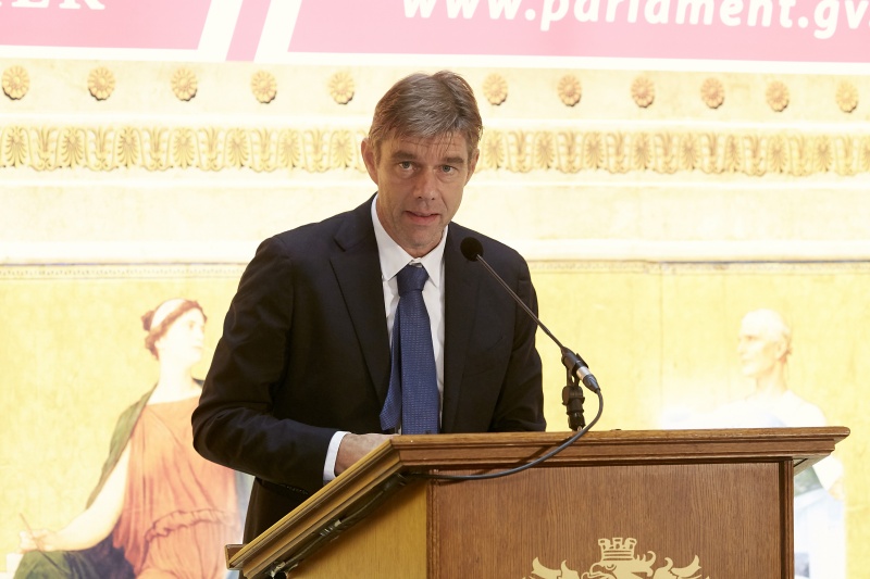 Keynotespeech von Philipp Ther Institut für Osteuropäische Geschichte Universität Wien