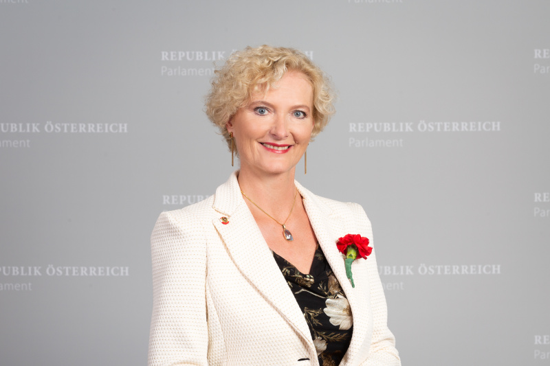 Karin Greiner
