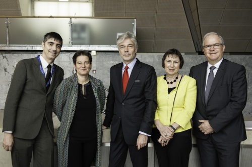 Paolo Atzori, Katharina Stourzh, Parlamentsdirektor Harald Dossi, Elisabeth Dietrich-Schulz, Jerry Hilbert