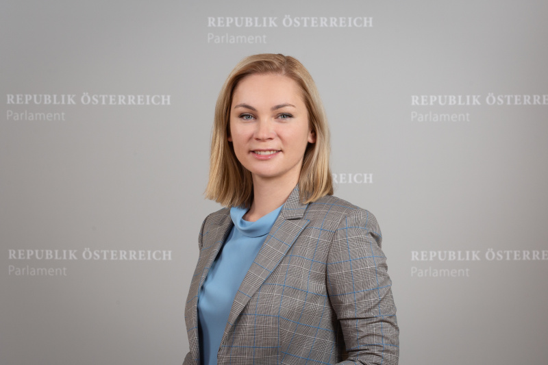 Eva-Maria Himmelbauer