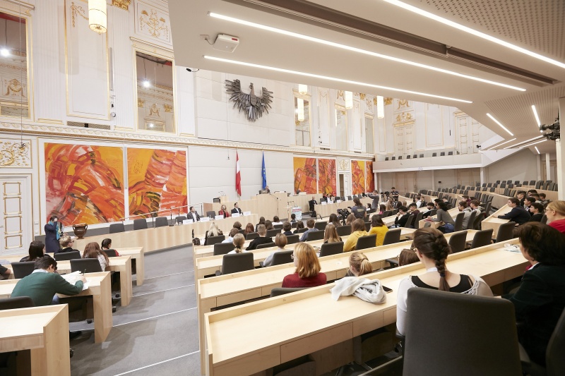 Begrüßung durch Bundesratspräsident Karl Bader (V)