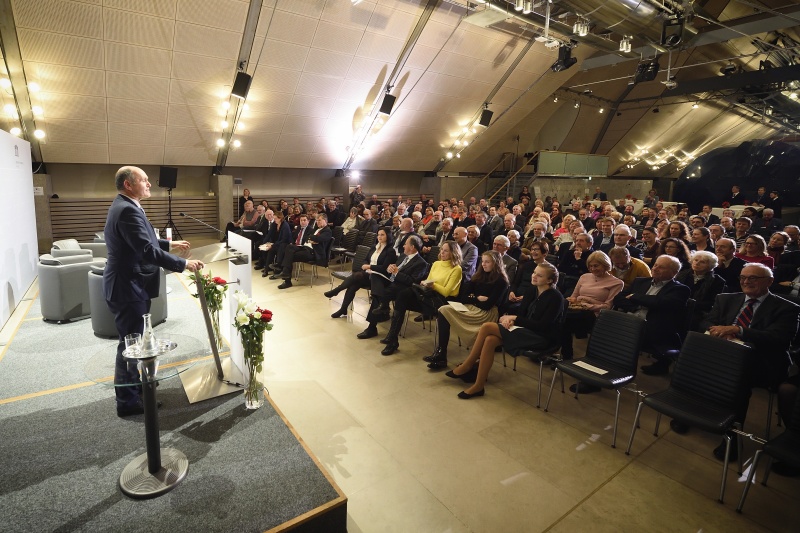 Begrüßung durch Nationalratspräsident Wolfgang Sobotka (V)