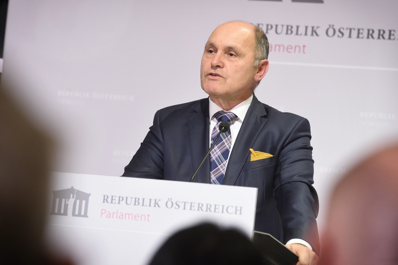 Begrüßung durch Nationalratspräsident Wolfgang Sobotka (V)