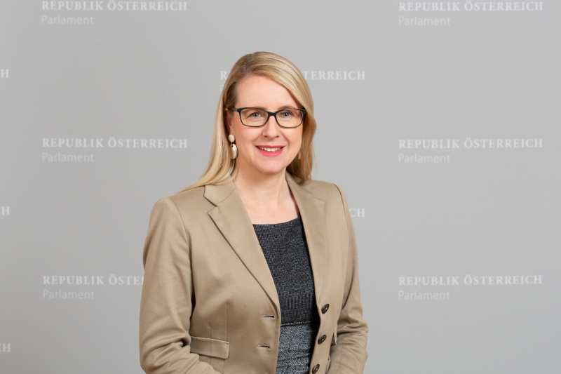 Margarete Schramböck