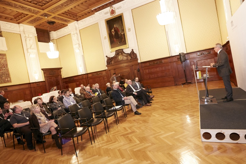 Begrüßung und Einführung durch Bundesratspräsident Karl Bader (V)