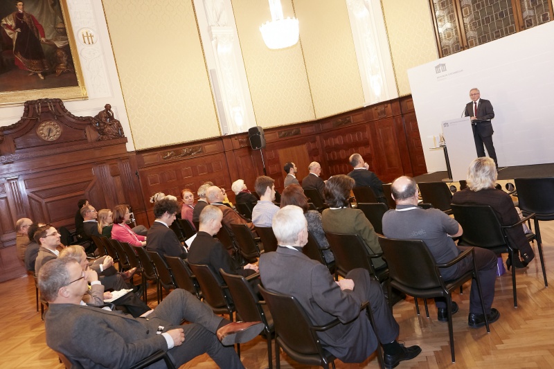 Begrüßung und Einführung durch Bundesratspräsident Karl Bader (V)