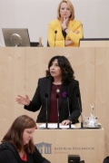 am Rednerpult Nationalratsabgeordnete Selma Yildirim (S)