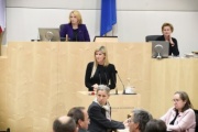 Nationalratsabgeordnete Tanja Graf (V) am Rednerpult