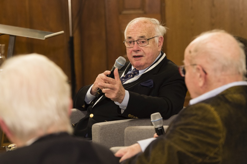 Am Podium: Heinrich Neisser Zweiter Präsident des Nationalrats a.D