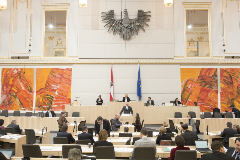 Am Rednerpult: Nationalratsabgeordneter Martin Engelberg (V)