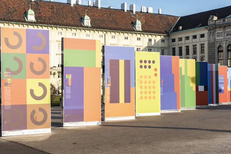 Ausstellung: '25 Jahre EU-Beitritt Österreichs' am Heldenplatz