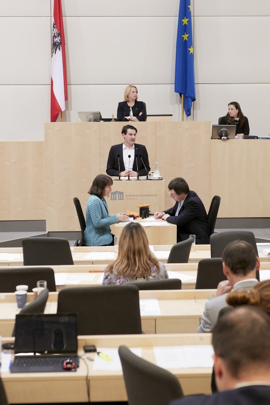 Am Rednerpult Nationalratsabgeordneter Christoph Zarits (V)