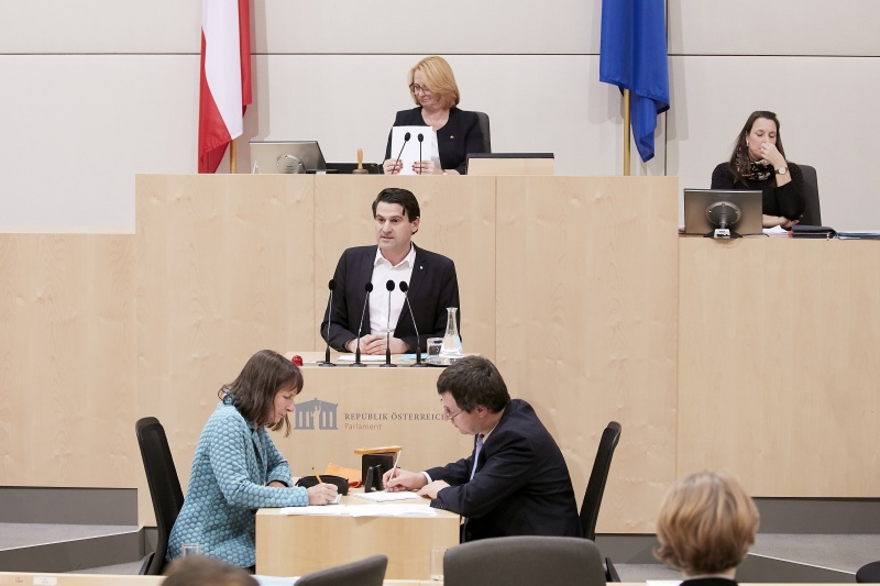 Am Rednerpult Nationalratsabgeordneter Christoph Zarits (V)