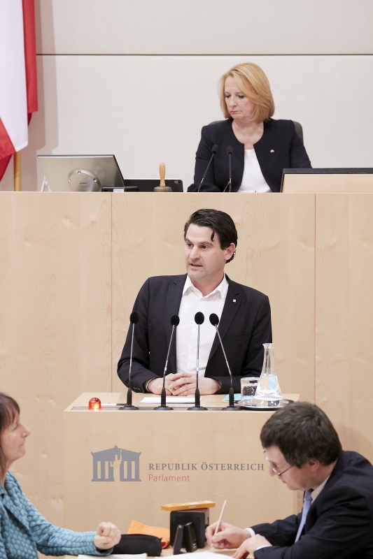 Am Rednerpult Nationalratsabgeordneter Christoph Zarits (V)