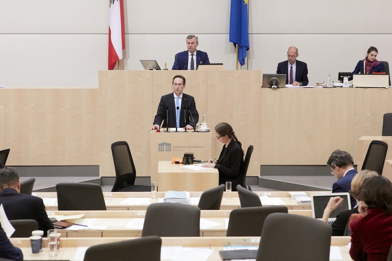 Am Rednerpult Nationalratsabgeordneter Andreas Minnich (V)