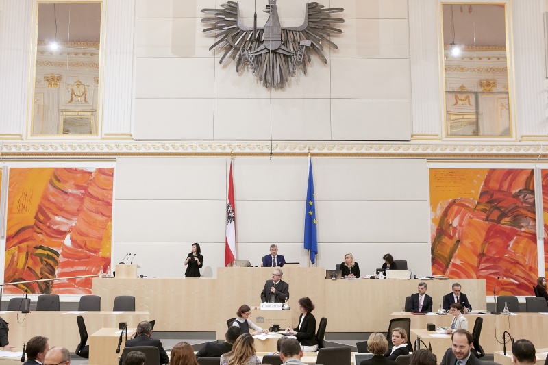 Am Rednerpult Nationalratsabgeordneter Klaus Köchl (S)