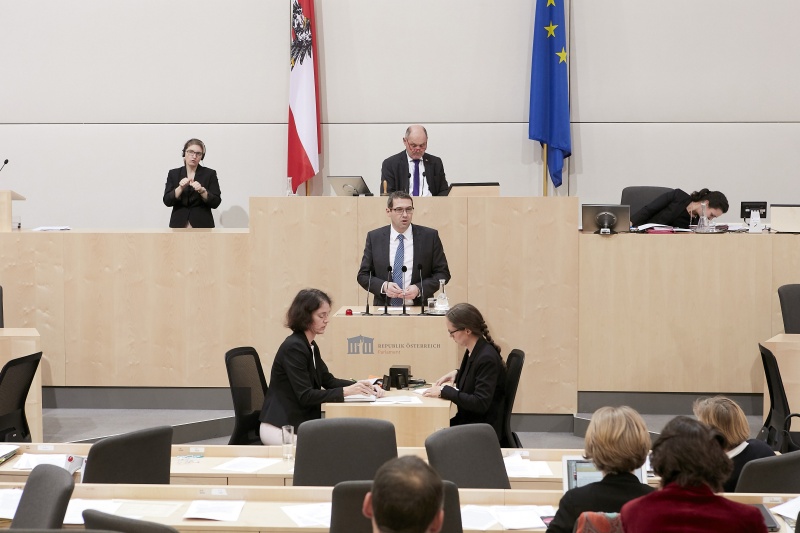 Am Rednerpult Nationalratsabgeordneter Markus Vogl (S)