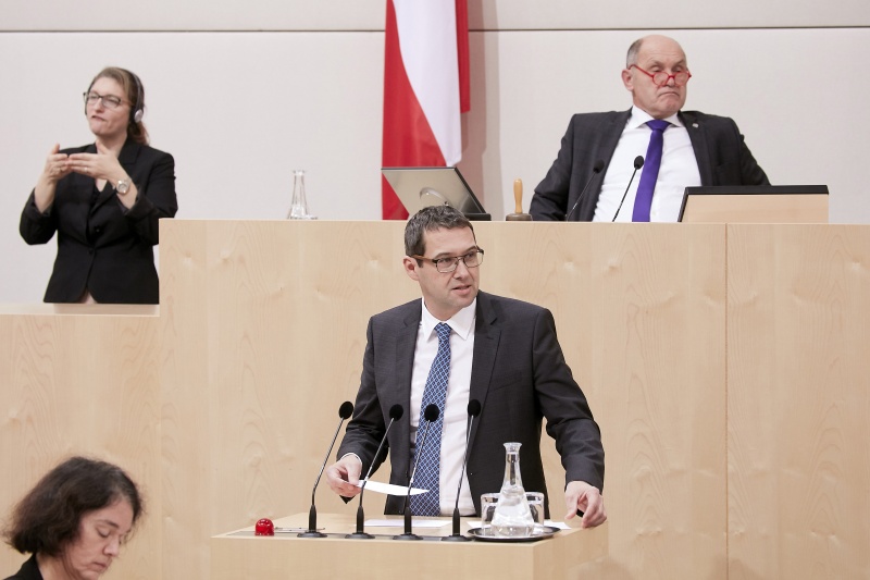 Am Rednerpult Nationalratsabgeordneter Markus Vogl (S)