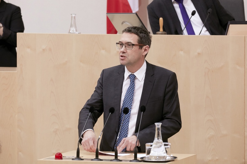 Am Rednerpult Nationalratsabgeordneter Markus Vogl (S)