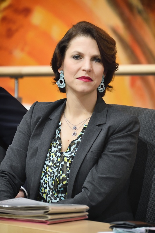 Bundesministerin Karoline Edtstadler (V)