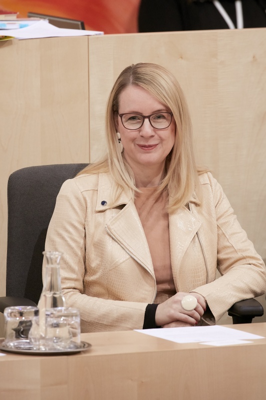 Wirtschaftsministerin Margarete Schramböck (V)