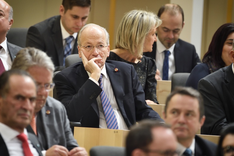 Nationalratsabgeordneter Rudolf Taschner (V) im Plenum