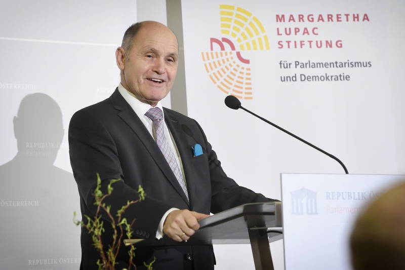 Begrüßung durch Nationalratspräsident Wolfgang Sobotka (V)