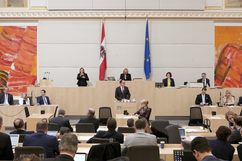 Am Rednerpult Nationalratsabgeordneter Andreas Ottenschläger (V)